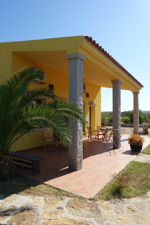 Agriturismo Campesi Casale Tra Le Vigne 阿列恩图 外观 照片
